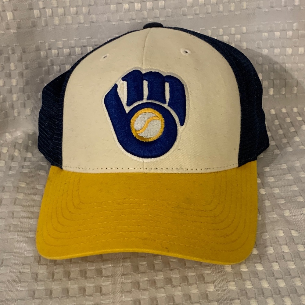 Milwaukee Brewers white, blue and yellow mesh baseball cap, snap back closure.